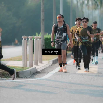 Runner Photo 6423867