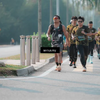 Runner Photo 6423880