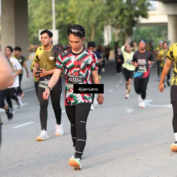 Runner Photo 6423884
