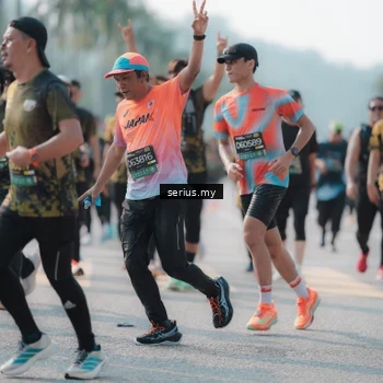 Runner Photo 6423889