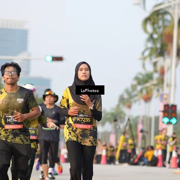 Runner Photo 6423916