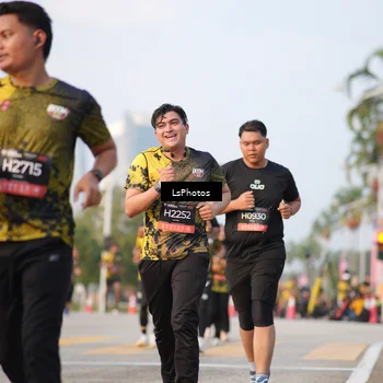 Runner Photo 6423918