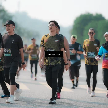 Runner Photo 6423936