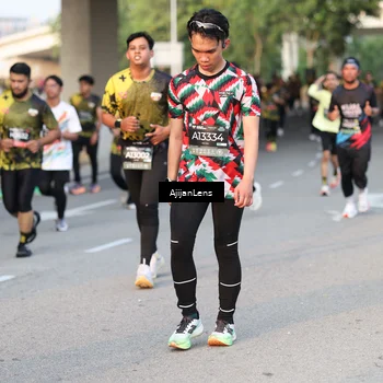 Runner Photo 6423939