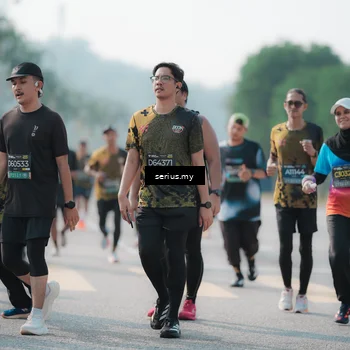 Runner Photo 6423945