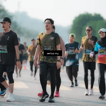 Runner Photo 6423953