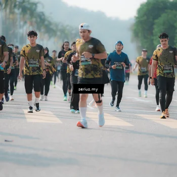 Runner Photo 6423979