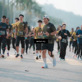 Runner Photo 6423983