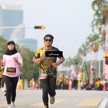 Runner Photo 6423986