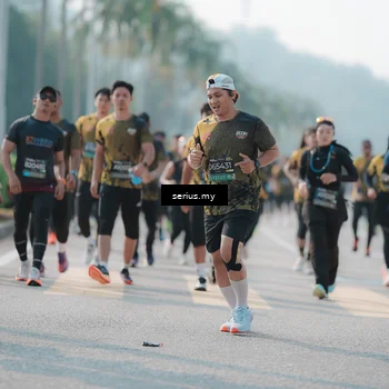 Runner Photo 6423992