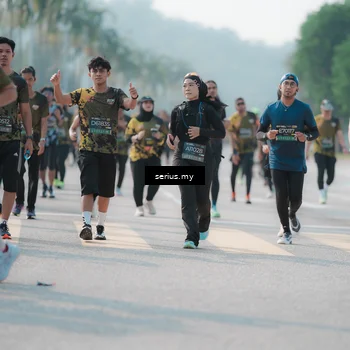 Runner Photo 6423996