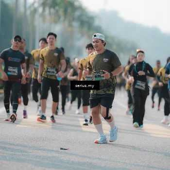 Runner Photo 6423998
