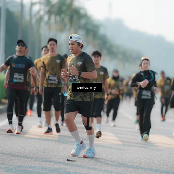 Runner Photo 6423999