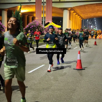 Runner Photo 6424004
