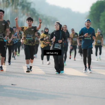 Runner Photo 6424019