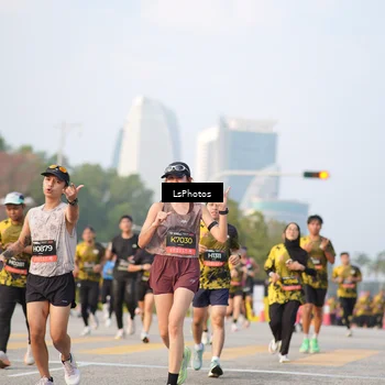 Runner Photo 6424021