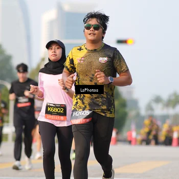 Runner Photo 6424023