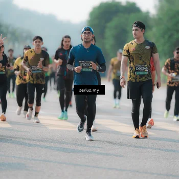 Runner Photo 6424025