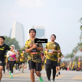 Runner Photo 6424032