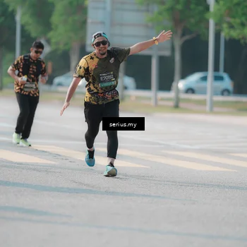Runner Photo 6424038