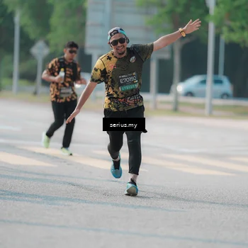 Runner Photo 6424056