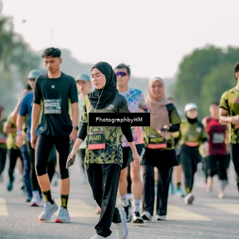 Runner Photo 6424058