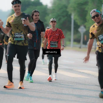 Runner Photo 6424063
