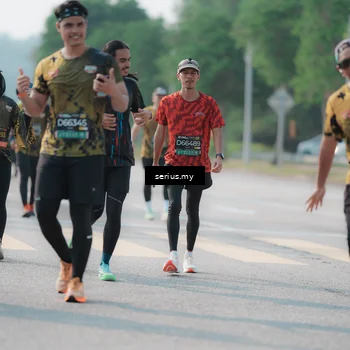 Runner Photo 6424072