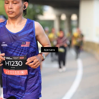 Runner Photo 6424090