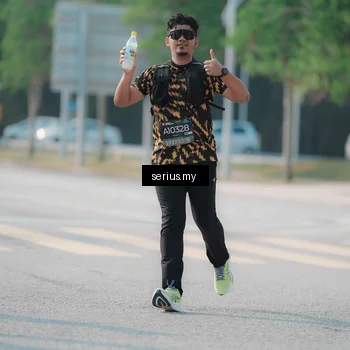 Runner Photo 6424092