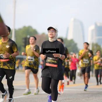 Runner Photo 6424098