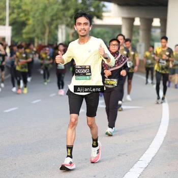 Runner Photo 6424124