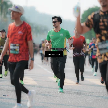 Runner Photo 6424127