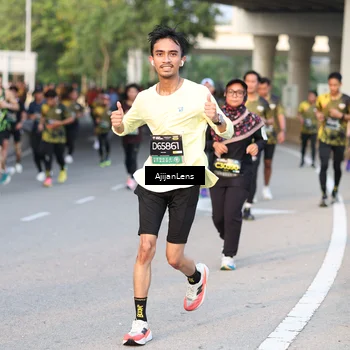 Runner Photo 6424138