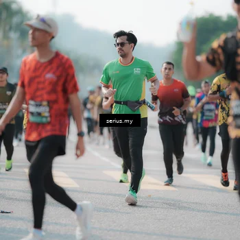 Runner Photo 6424145