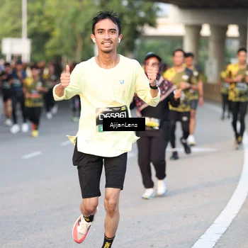 Runner Photo 6424163