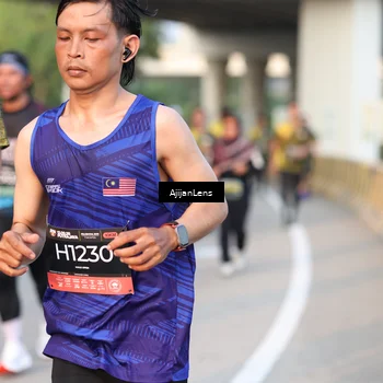 Runner Photo 6424171