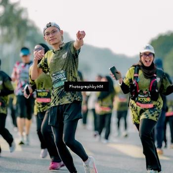 Runner Photo 6424173