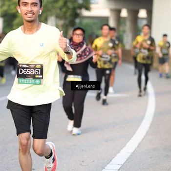 Runner Photo 6424179