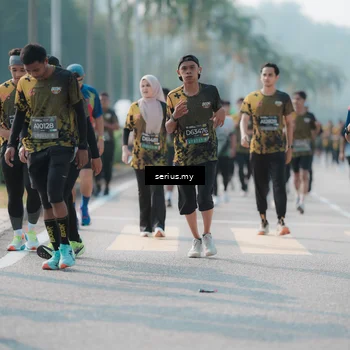 Runner Photo 6424187
