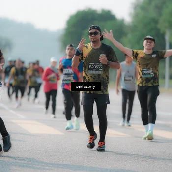 Runner Photo 6424189