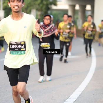 Runner Photo 6424191