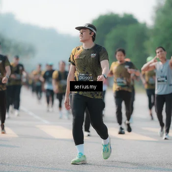 Runner Photo 6424199