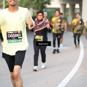 Runner Photo 6424203
