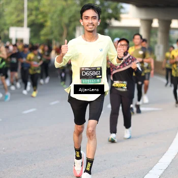 Runner Photo 6424204