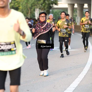 Runner Photo 6424205
