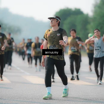 Runner Photo 6424207