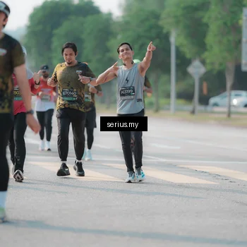 Runner Photo 6424212