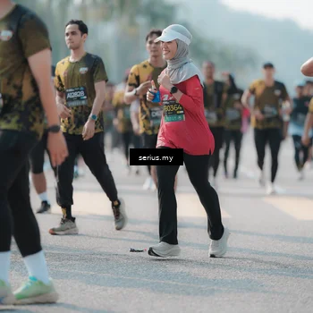 Runner Photo 6424247
