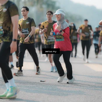 Runner Photo 6424250